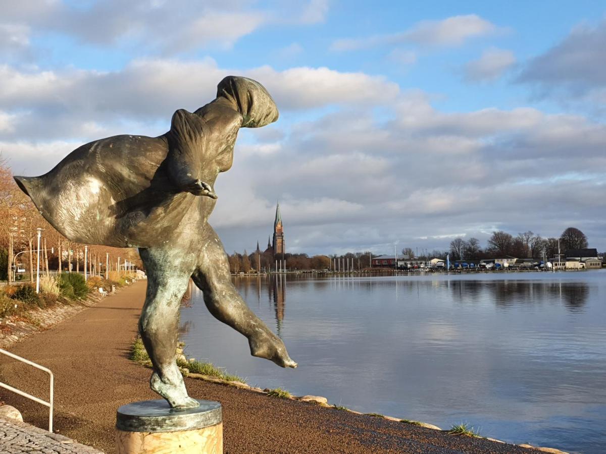 Ferienwohnung Schleiloge Mit Panoramablick Auf Die Schlei ชลีสวิก ภายนอก รูปภาพ